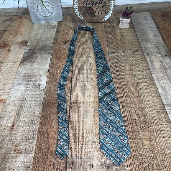 Oscar de la renta tie - Picture 2 of 5